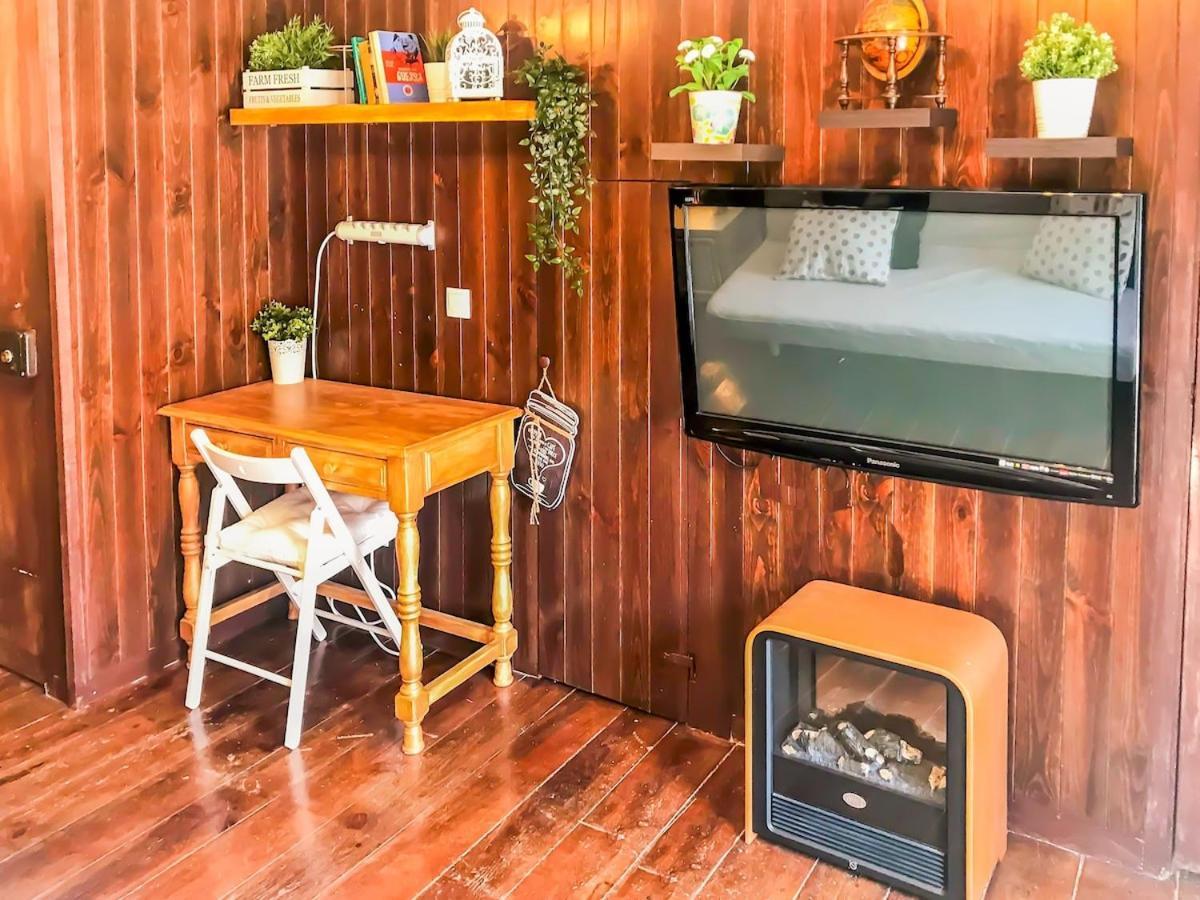 Apartment Cozy Charming Flat In Flowers Garden! *
